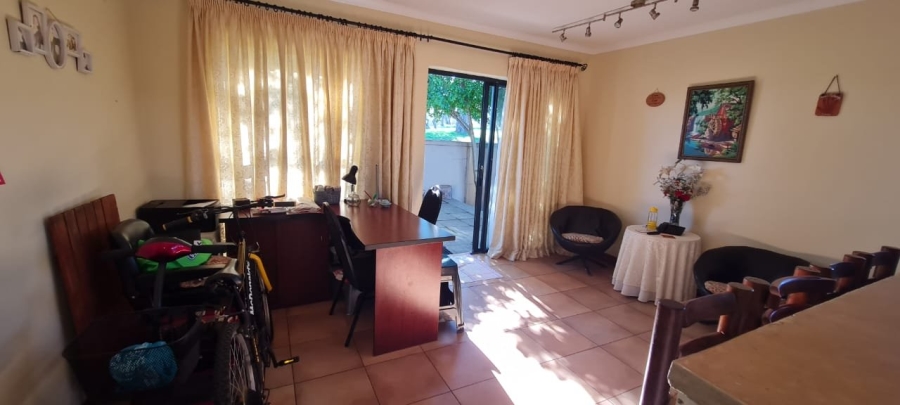 3 Bedroom Property for Sale in Jagtershof Western Cape